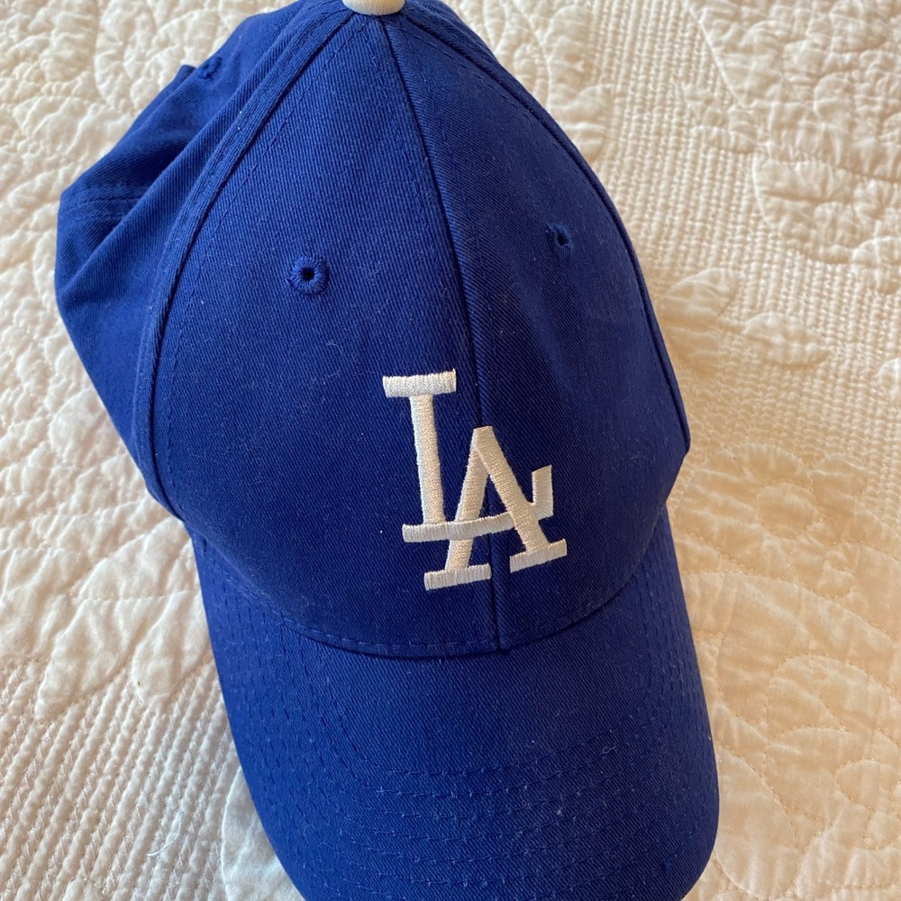 LA hat